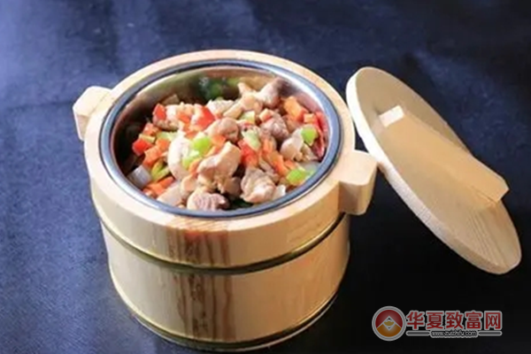臻湘现炒木桶饭加盟